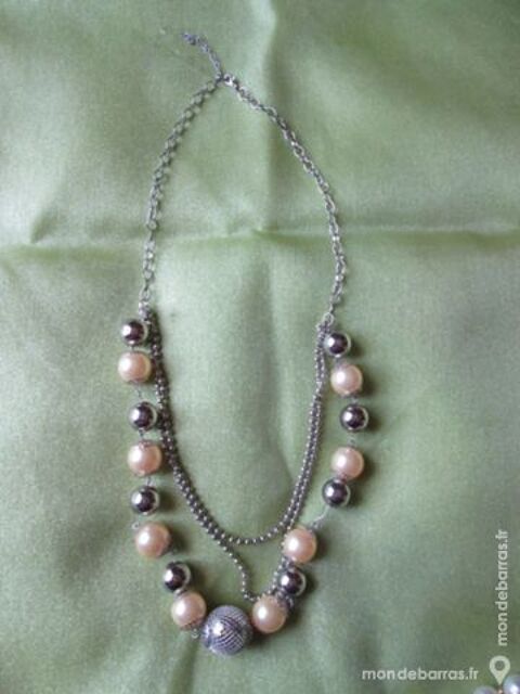 2 Colliers fantaisie 4 Goussainville (95)