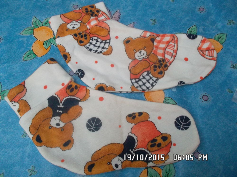 CHAUSSONS CHAUSSETTES OURSONS*JUSTE 1E*KIKI60230 Maroquinerie