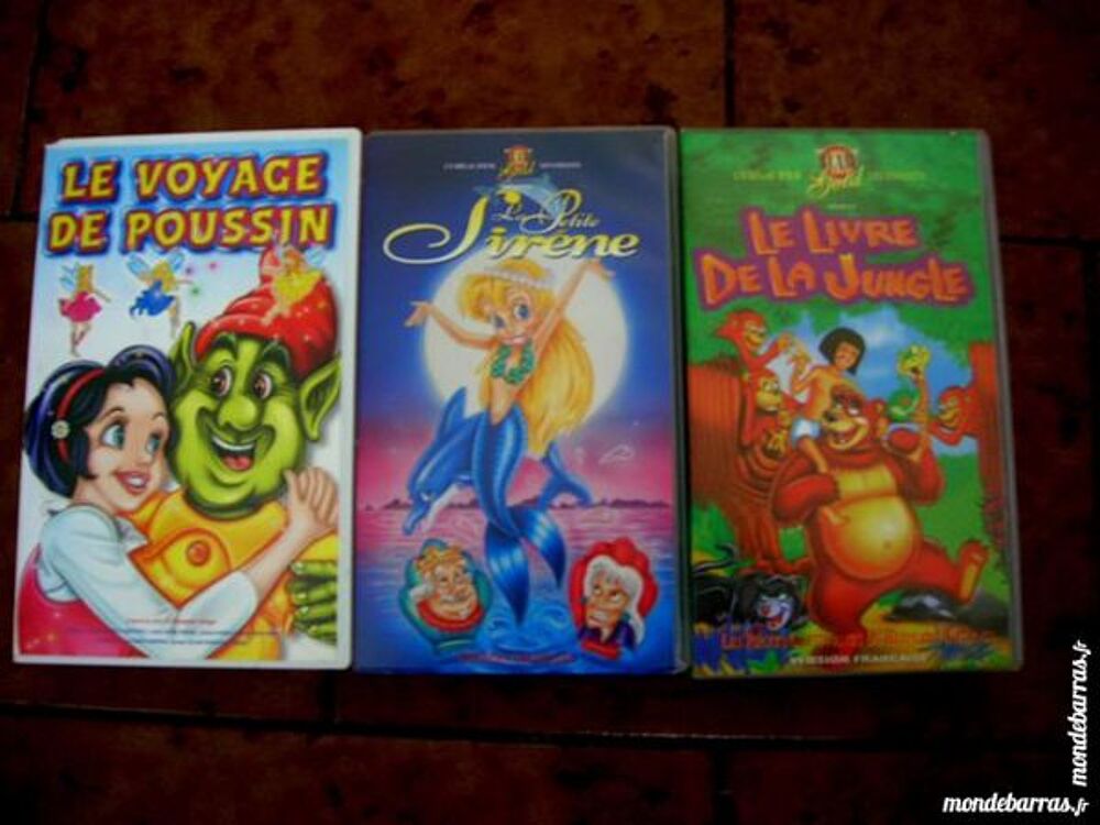 LOT de 3 K7 VIDEO Dessins Anim&eacute;s enfant DVD et blu-ray