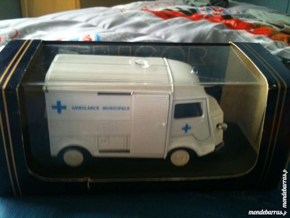 Citro&euml;n type h ambulance municipale eligor 1/43 Jeux / jouets