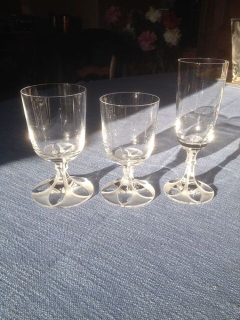 Verres Lalique 1360 Cond-sur-Sarthe (61)
