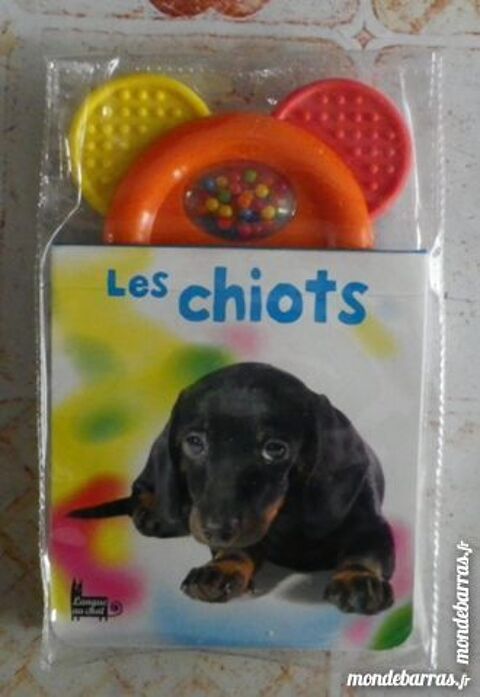 LES CHIOTS LIVRE HOCHET REGARDE AGITE ET MACHOUILL 4 Attainville (95)