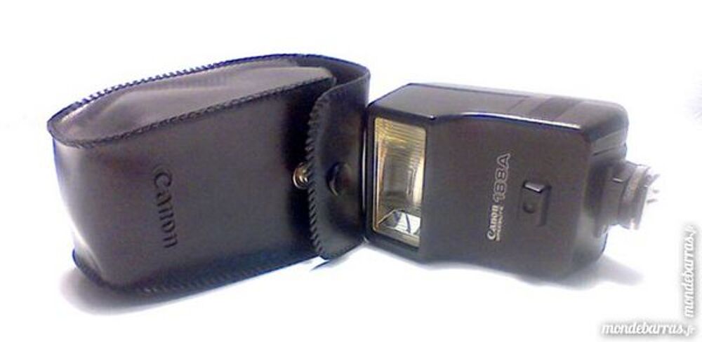 Flash canon speedlite 188a + &eacute;tui en cuir Photos/Video/TV
