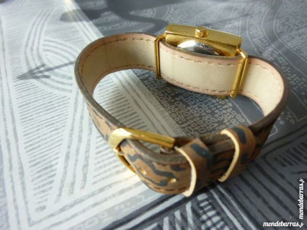 LILLIAN VERNON montre Dame DIV0136 Bijoux et montres