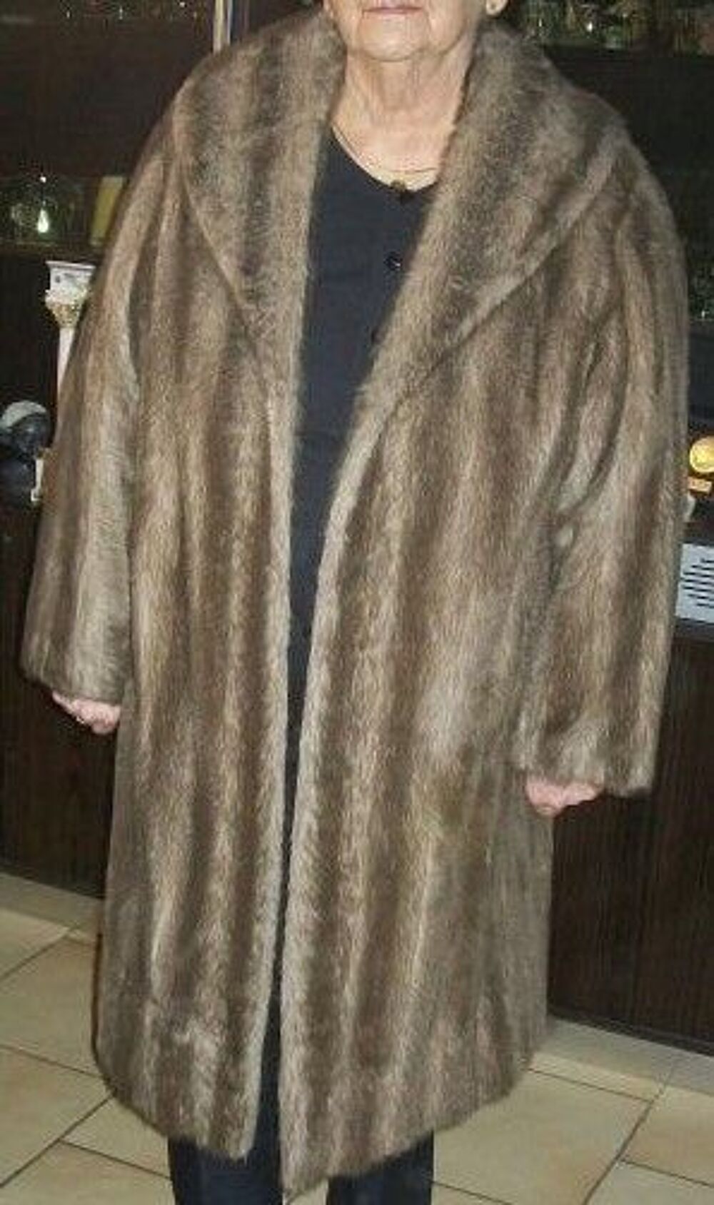 Manteau fausse fourrure Vêtements