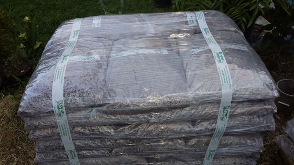 Scorie 20kg 4€ Jardin