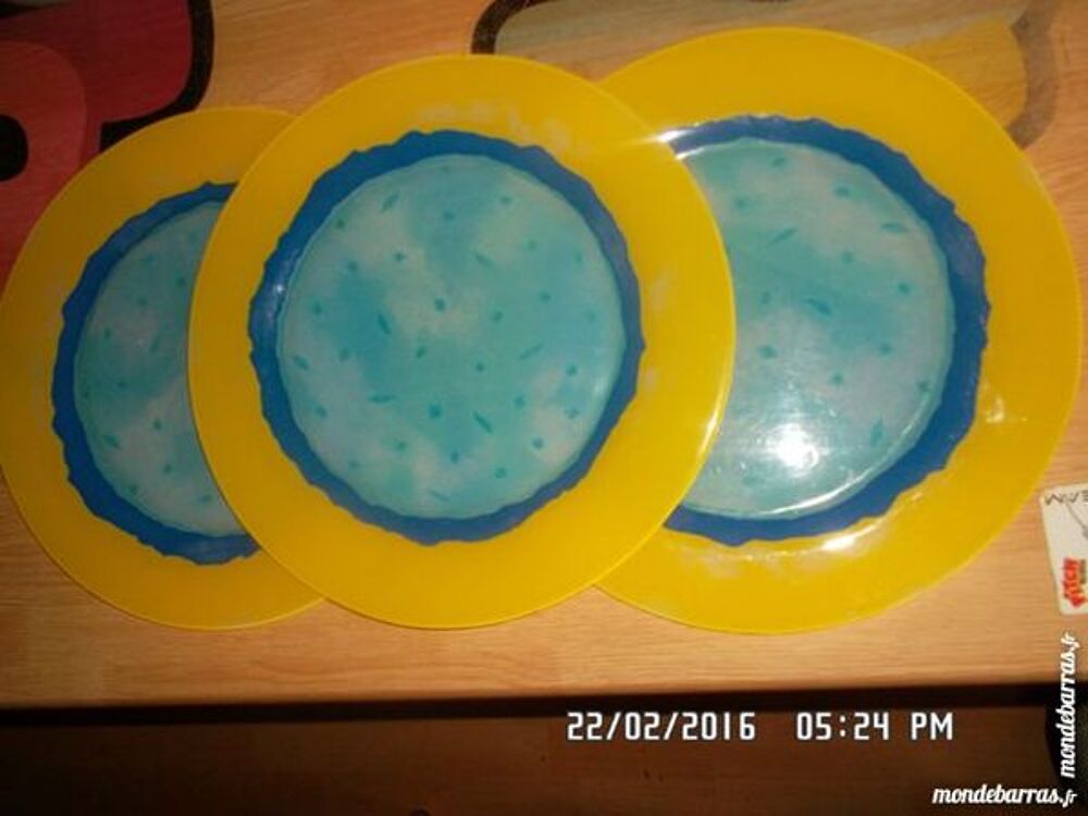 3 ASSIETTES JAUNE-BLEU*JUSTE 5E LES 3*KIKI60230 Cuisine