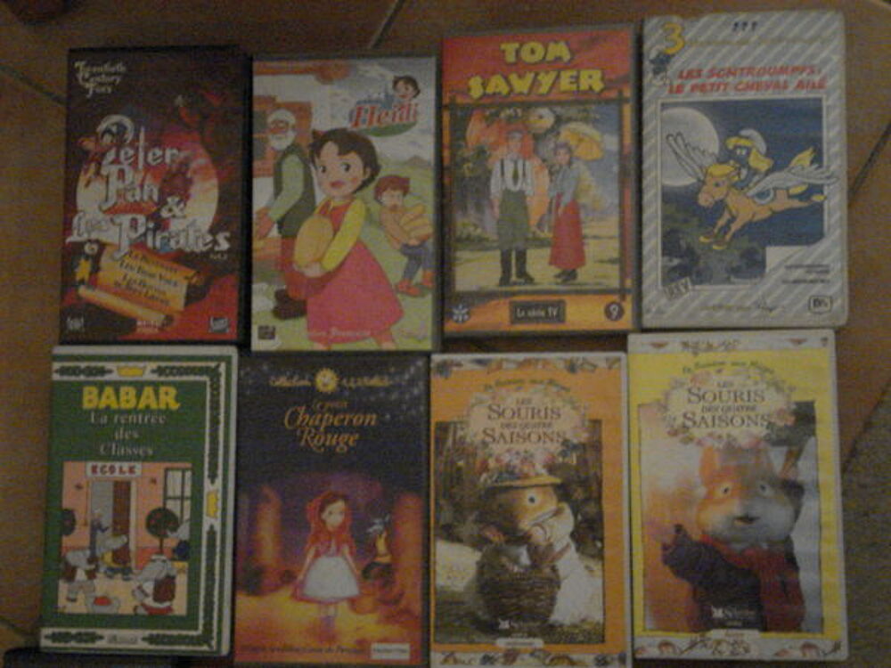 Lot de 18 cassettes K7 VHS jeunesse enfant vid&eacute;o Photos/Video/TV