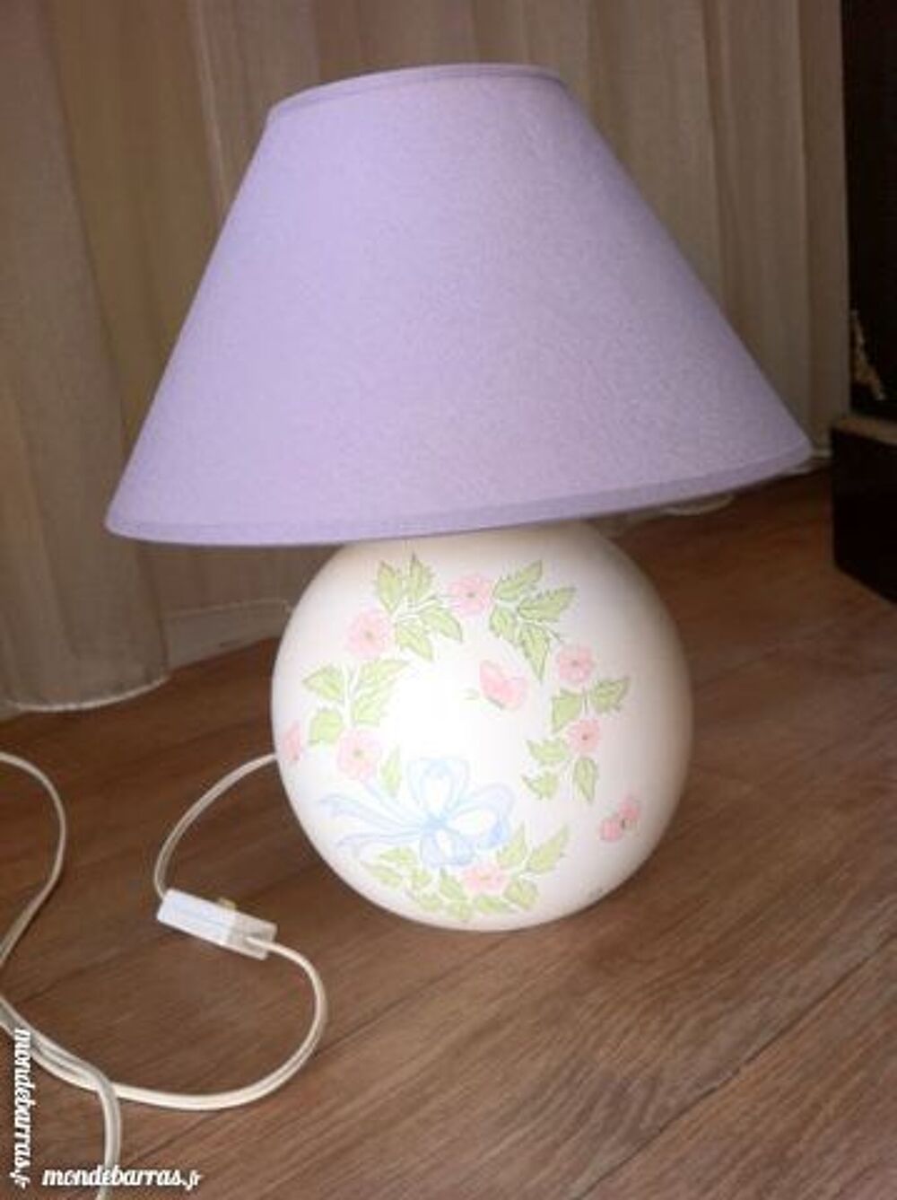 lampe ronde pour chambre de fille Décoration
