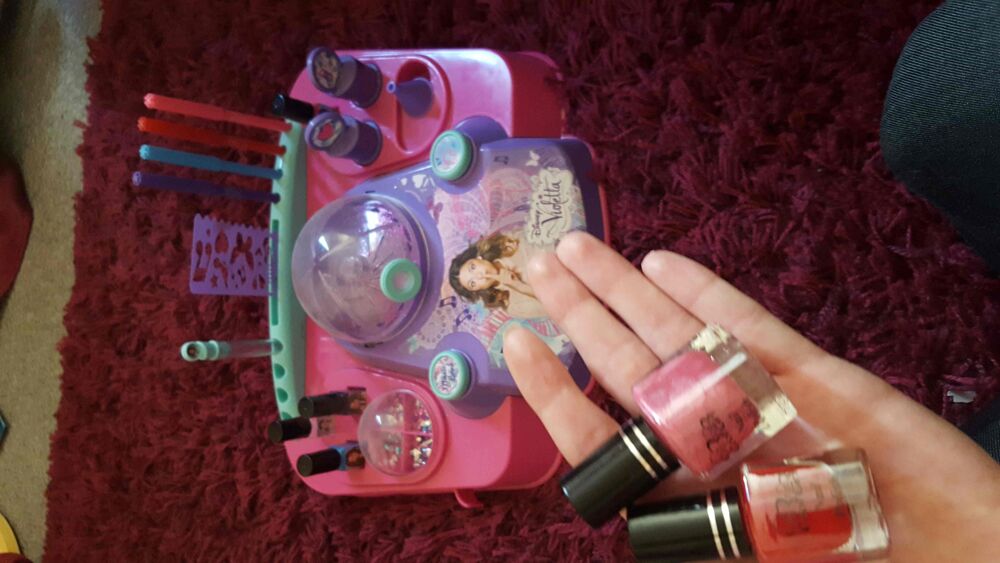 machine &agrave; ongles Violetta Jeux / jouets