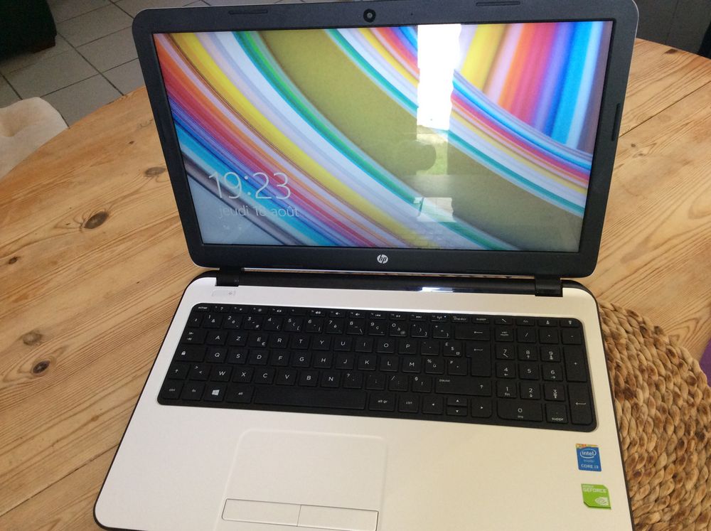 ordinateur HP core I3 Matériel informatique