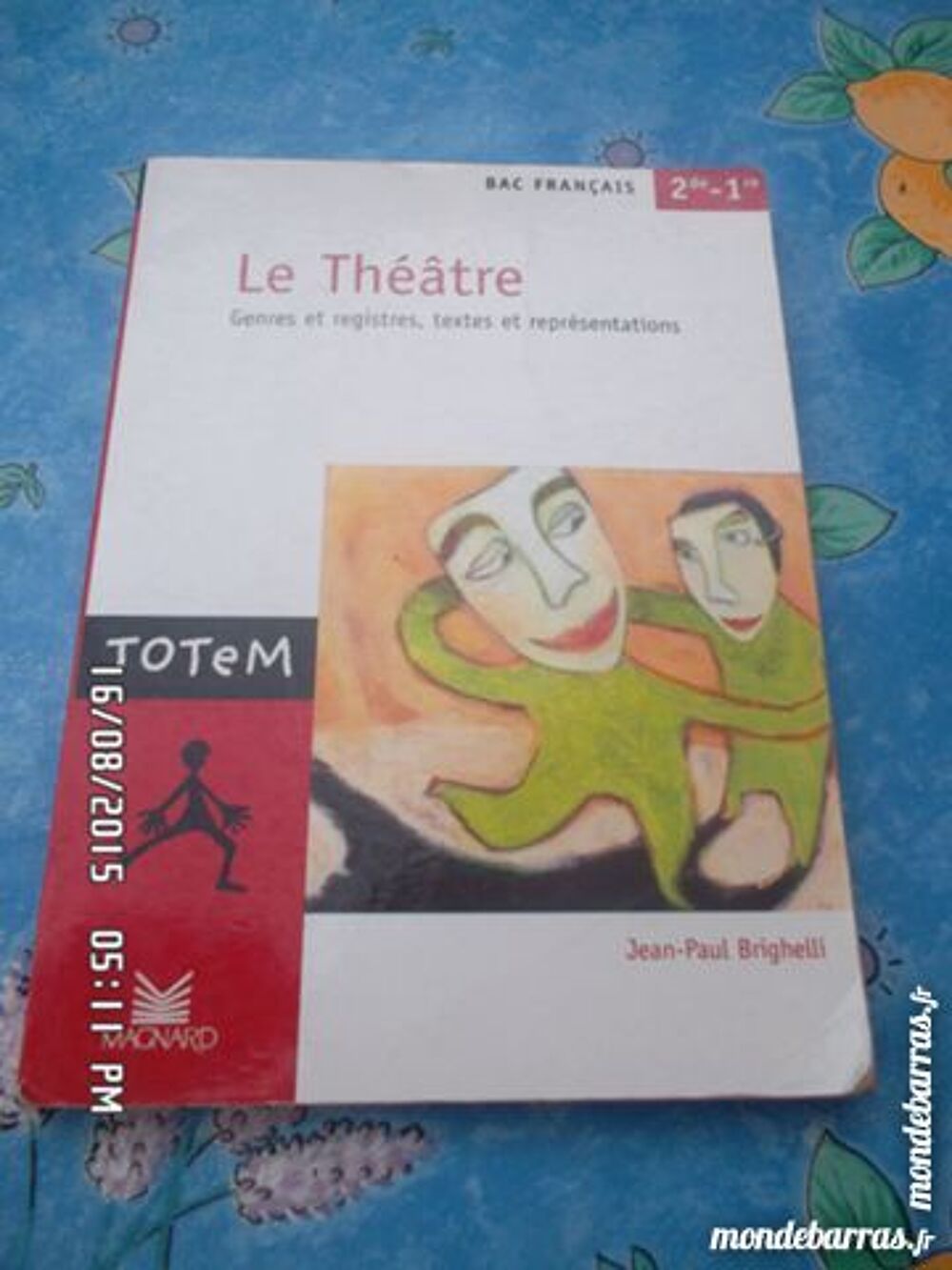 LE THEATRE Livres et BD