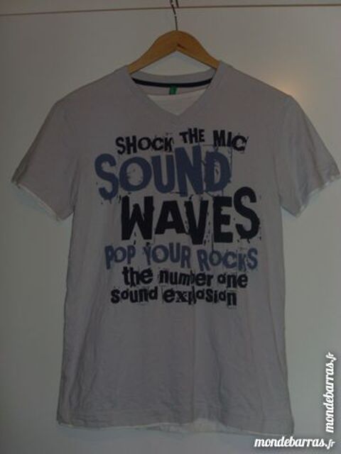 T-shirt garon BENETTON 12 ans 10 Montpellier (34)