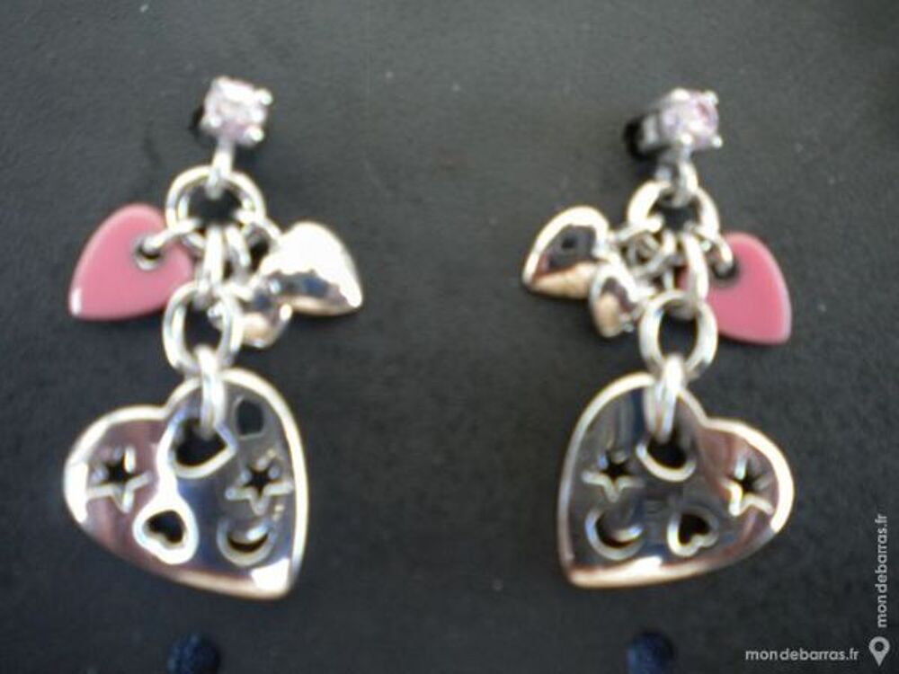 BOUCLES D'OREILLES Pendentifs Bijoux et montres
