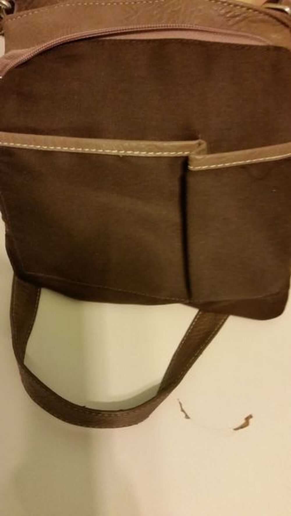 Sac &agrave; main de marque elite de couleur marron clair Maroquinerie