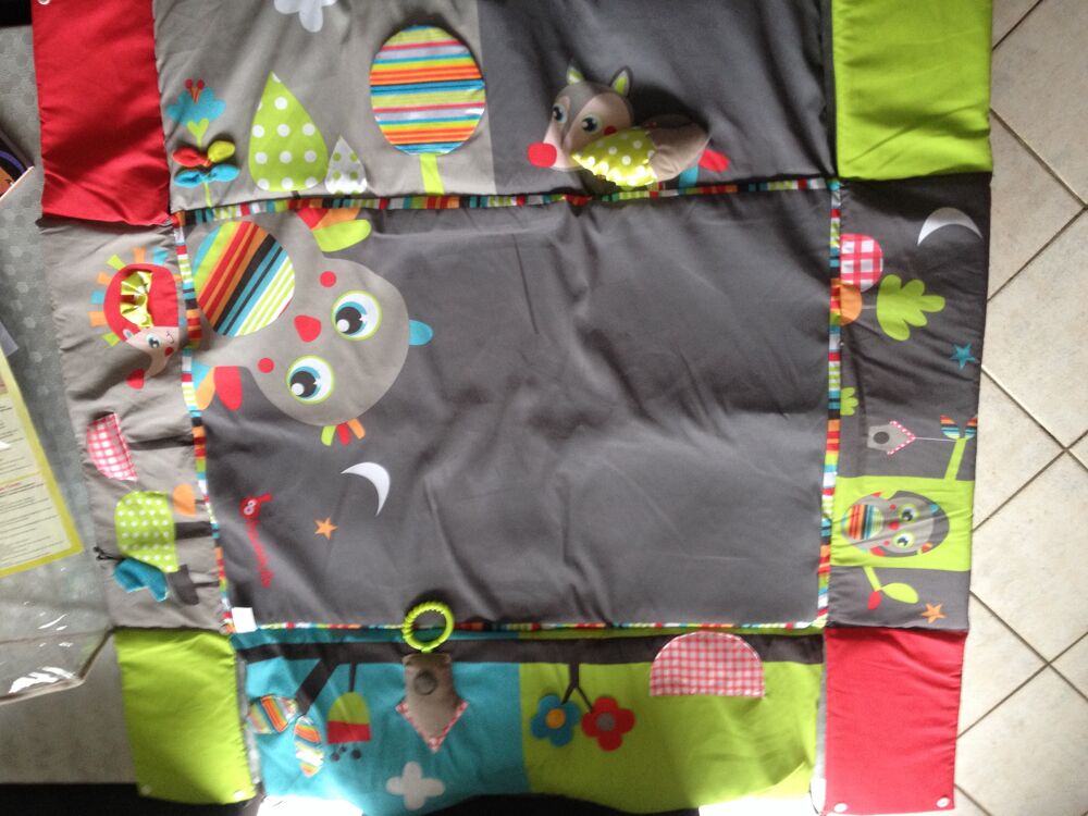 tapis d'&eacute;veil Jeux / jouets