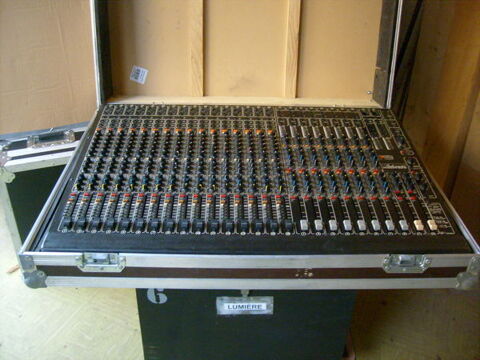 2  tables  STUDIO MASTER 800 Bourges (18)