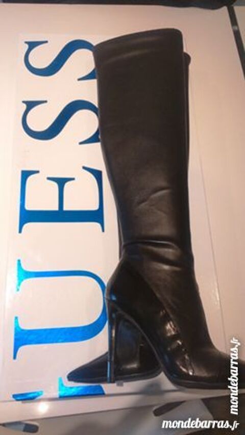 Botte guess neuve (modele Oarlocky) 150 Angerville (91)