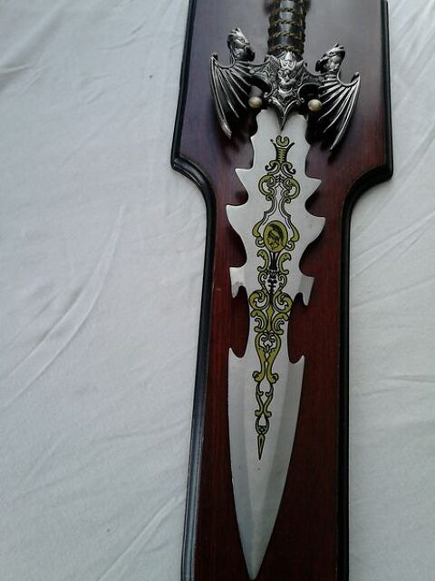 poignard dcoratif 0 Montayral (47)