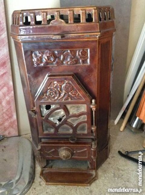 Chemine en fonte Thas de Faunus 80 Valdurenque (81)