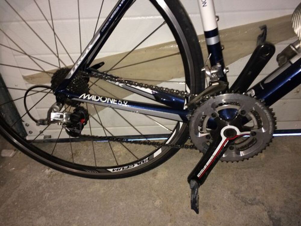 Trek madone 5.9 Vélos