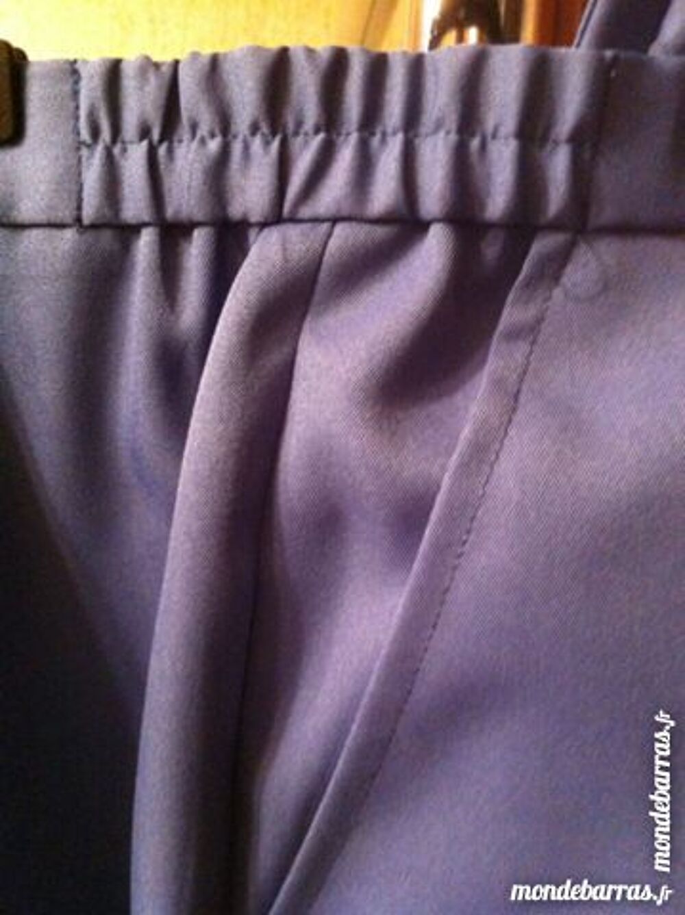 pantalon KARTING (&eacute;tat neuf) V�tements