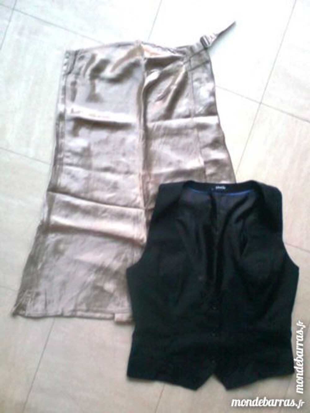 jupe portefeuille satin&eacute;e, gilet - zoe Vêtements