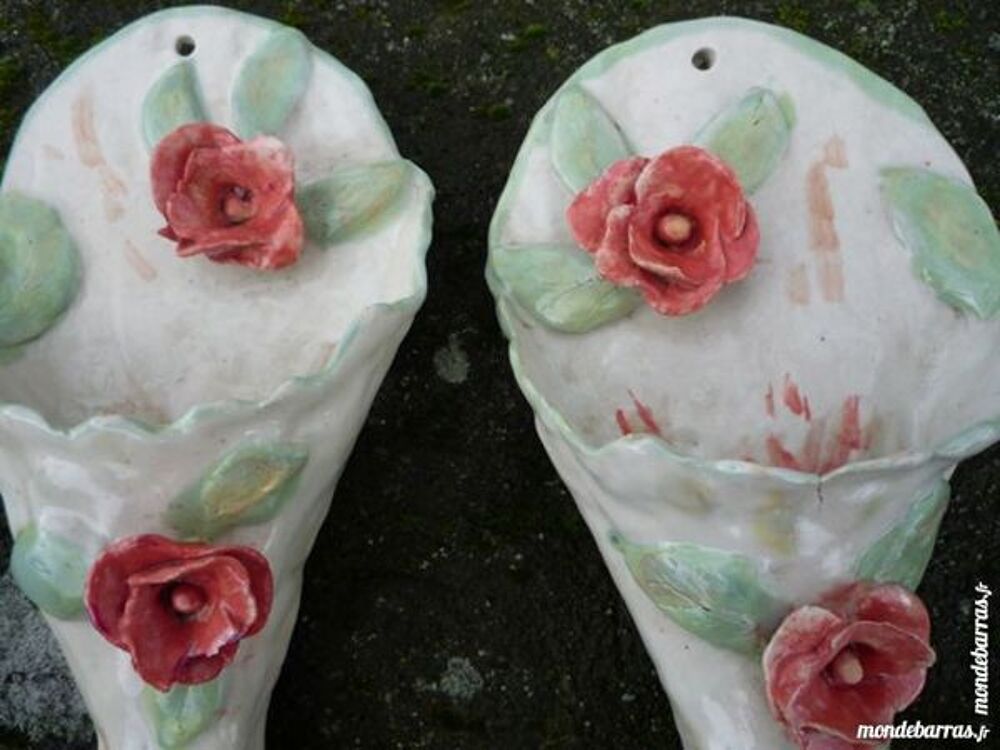 Vase applique forme corne Décoration