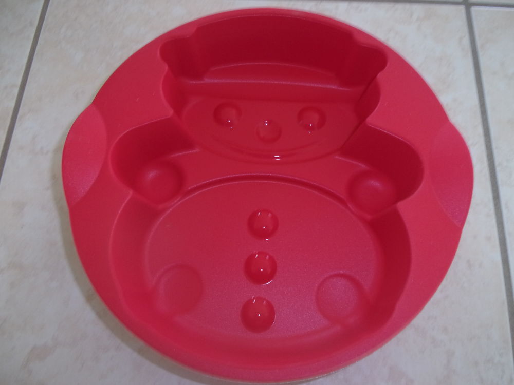 Moule en silicone Bonhomme Tupperware (Neuf) Cuisine