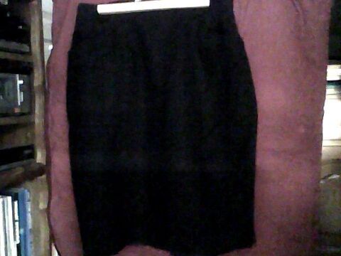 Jupe en lainage 3 tampes (91)