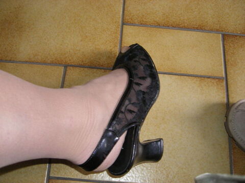 chaussures  noires  talons. 8 Laventie (62)