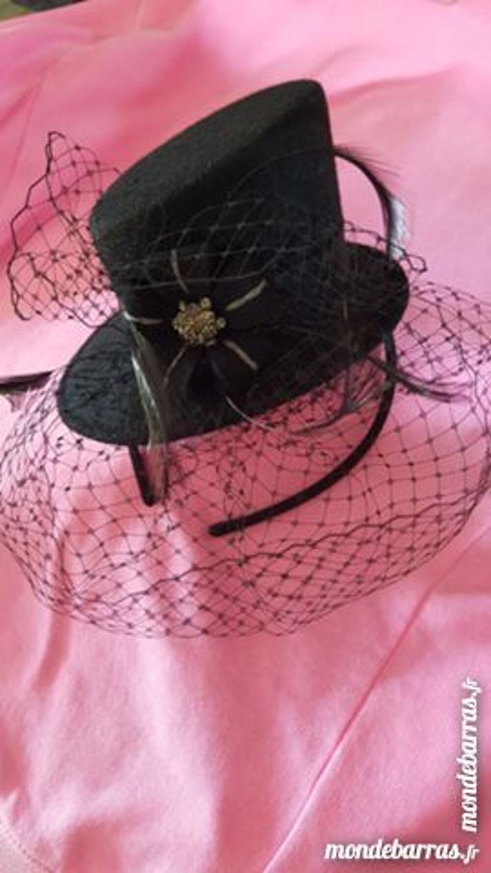 Bibi mini chapeau en feutre noir et strass Bijoux et montres