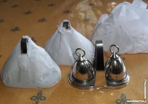 3 m�nag�res sel et poivre 18 Antibes (06)