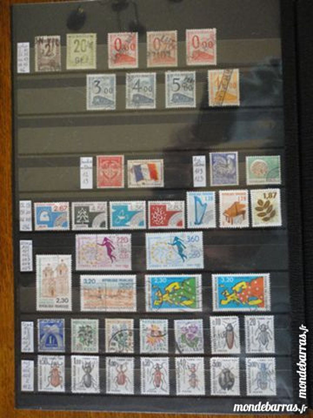 timbres fran&ccedil;ais franchise-service-taxe t2 