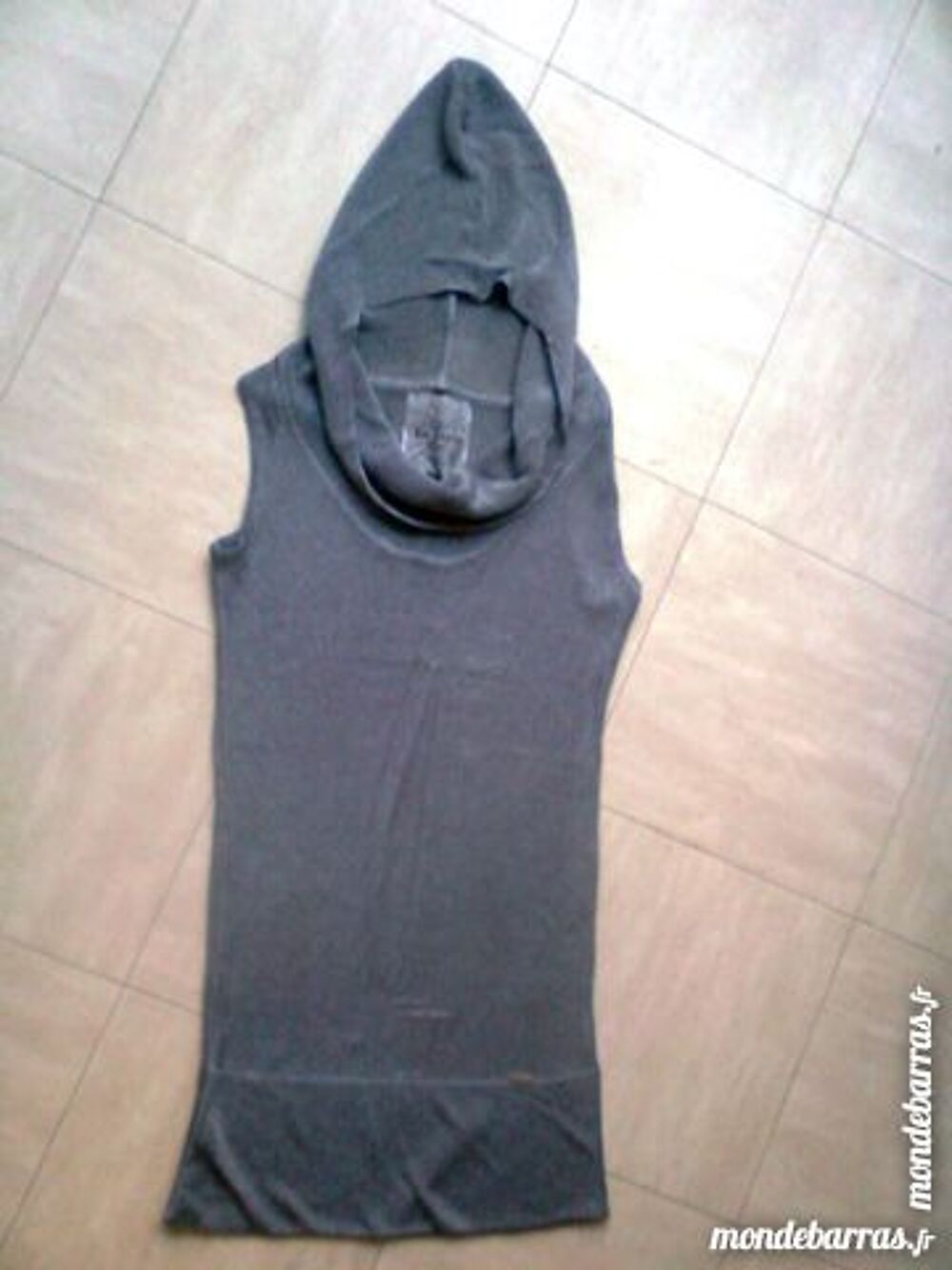 pull tr&egrave;s long argent&eacute; avec capuche - zoe Vêtements