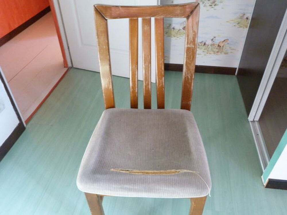 plusieurs chaises Meubles