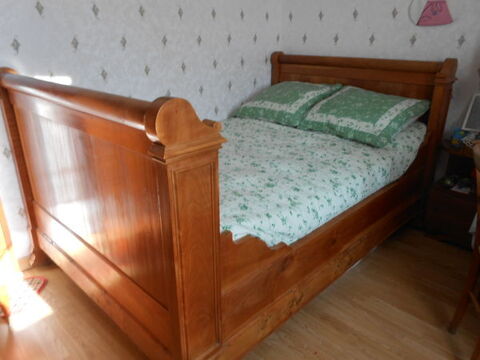 lit de coin 450 Saint-Maurice-la-Cloure (86)