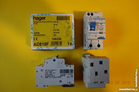 DISJONCTEURS DIFFERENTIELS 30 mA NEUFS 35 La Meurdraquire (50)