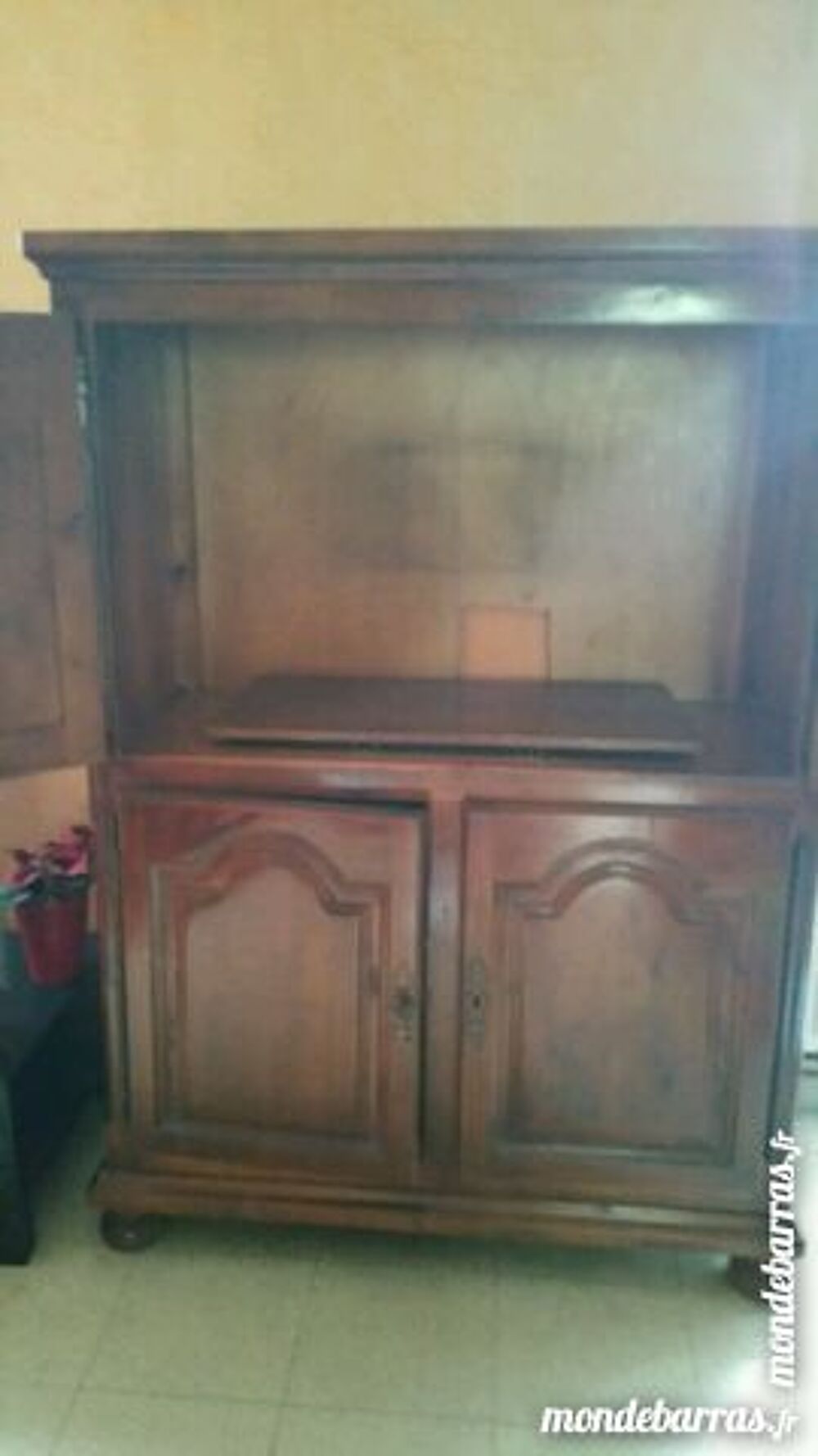 meuble t&eacute;l&eacute; en bois Meubles