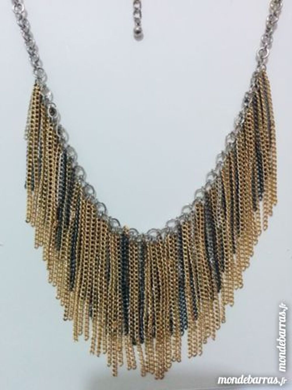 Collier fantaisie (Tons dor&eacute; &amp; argent&eacute;) Bijoux et montres