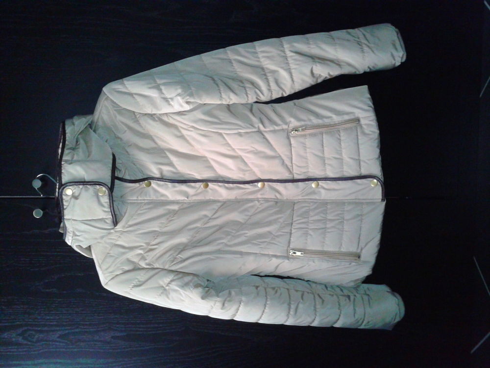 Doudoune Matelass&eacute;e &Agrave; Capuche Et Avec Col Montant Fourr&eacute; Vêtements