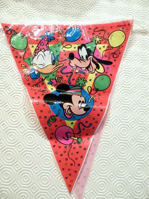 banderole de 10 fanions d'anniversaire 2 Viriat (01)