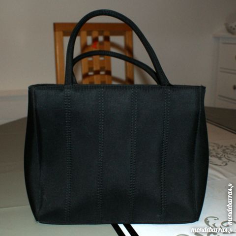 Sac noir effet matelassé tissus - Arnov 15 Cabestany (66)