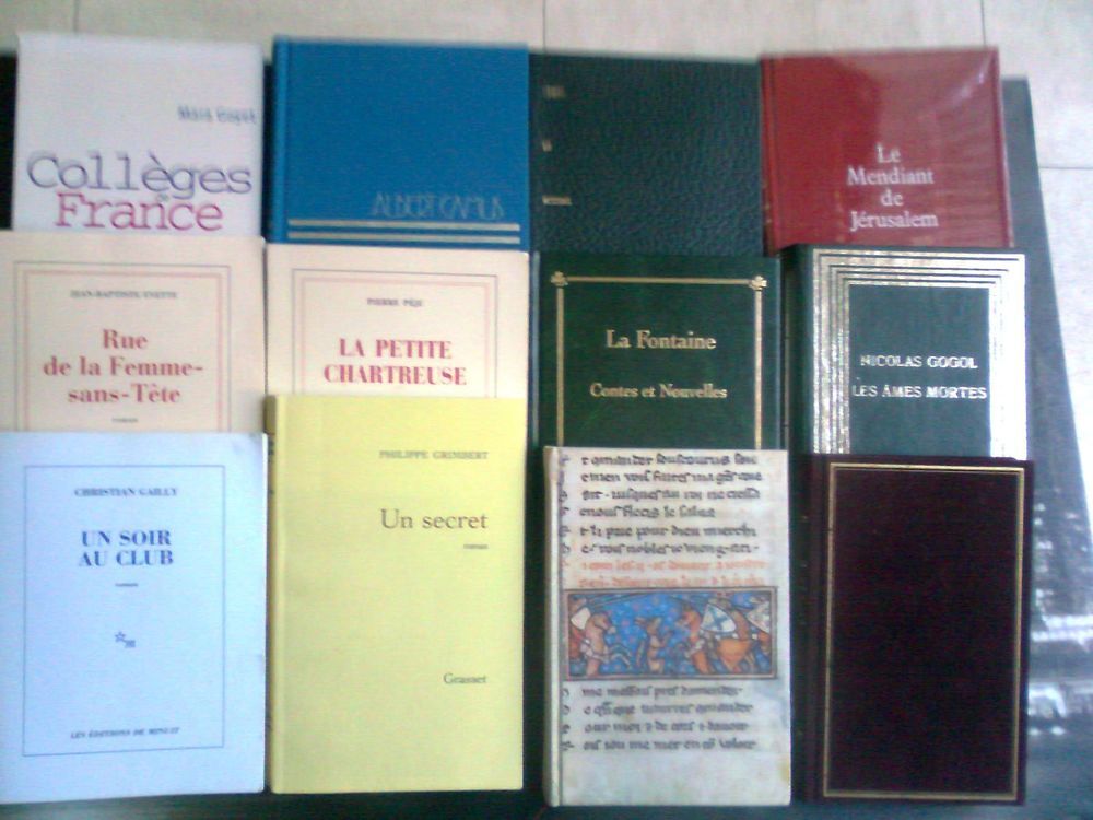 5 livres broch&eacute;s - 6 livres reli&eacute;s - zoe Livres et BD