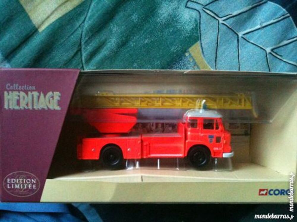Corgi heritage saviem jl pompiers meaux Jeux / jouets