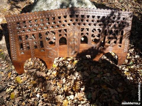 Joug Portuguais/d�co/t�te de lit/art populaire 265 Castres (81)