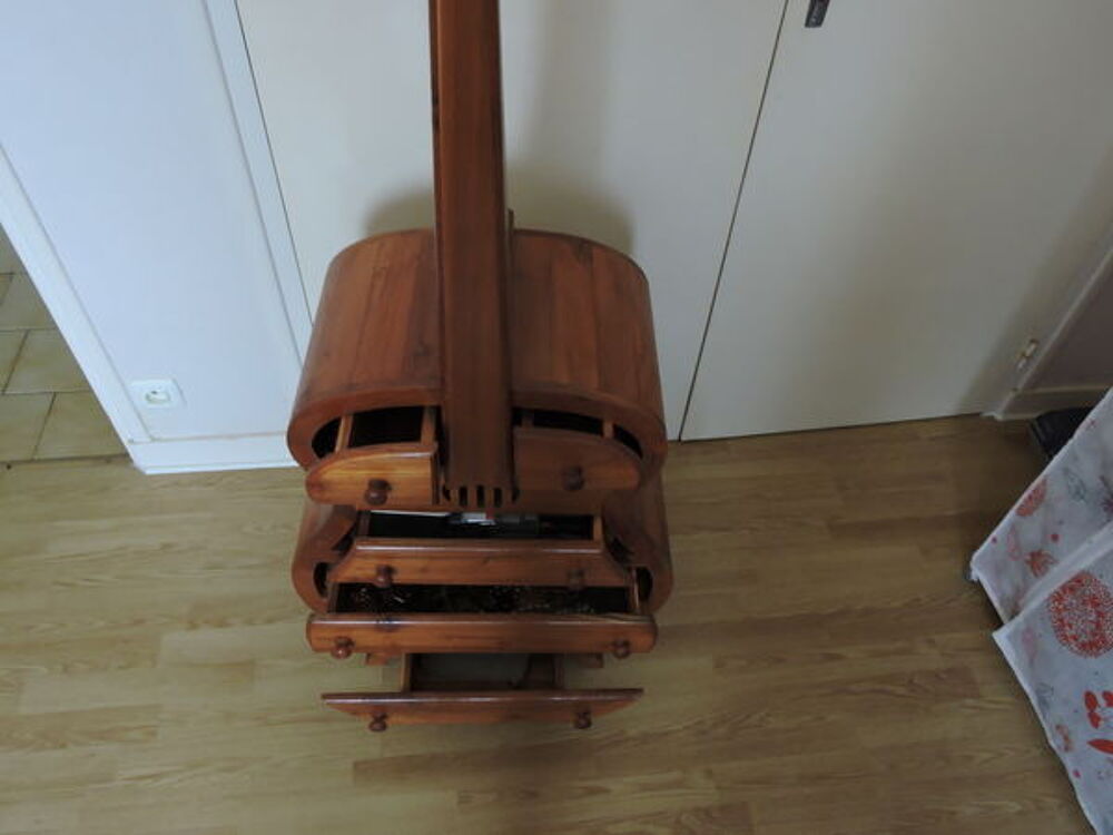meuble design forme guitare Meubles