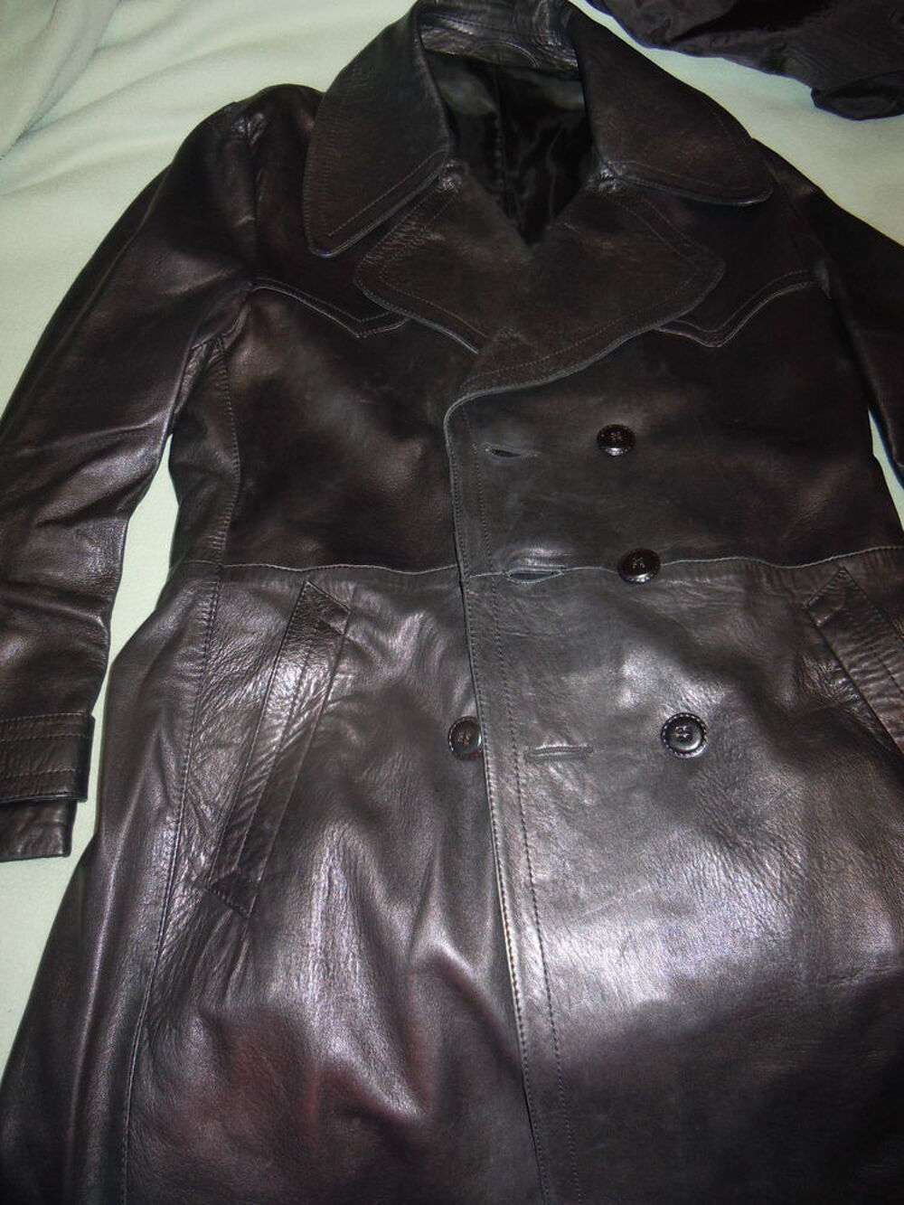VESTES EN CUIR Vêtements
