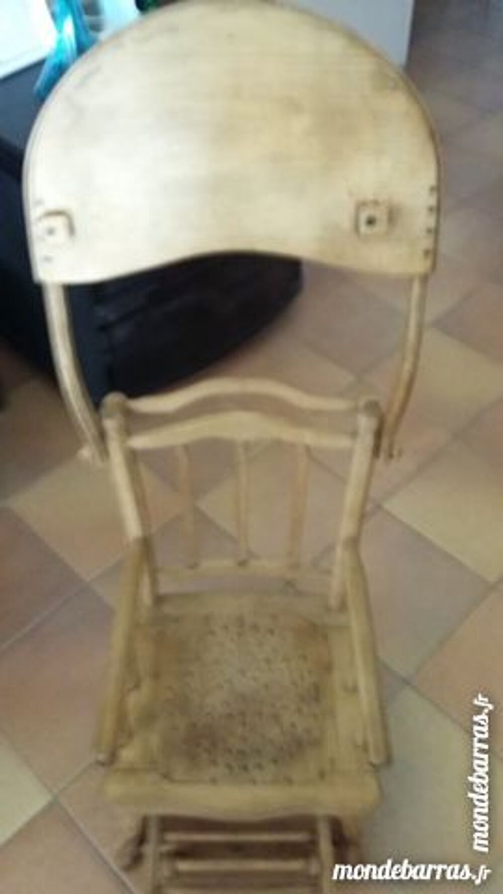 Chaise basse B&eacute;B&eacute; Meubles