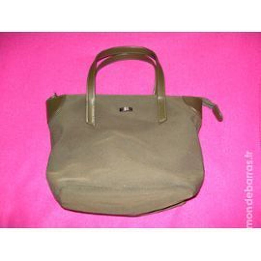 Sac &agrave; Main Kaki &laquo; PAQUETAGE &raquo; Maroquinerie